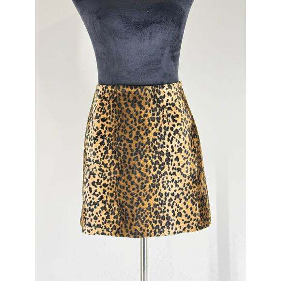 Vintage 90's Hugo Buscati Leopard Print Faux Fur Mini Skirt Sz 2 - Picture 3 of 12